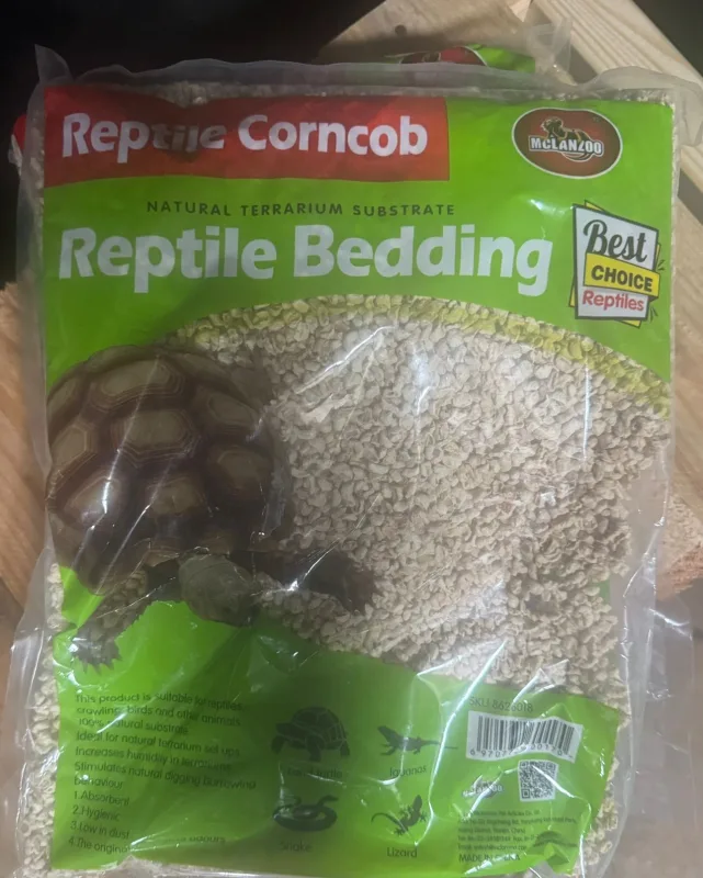 MclanZoo corn cob reptile substrate, 4 L